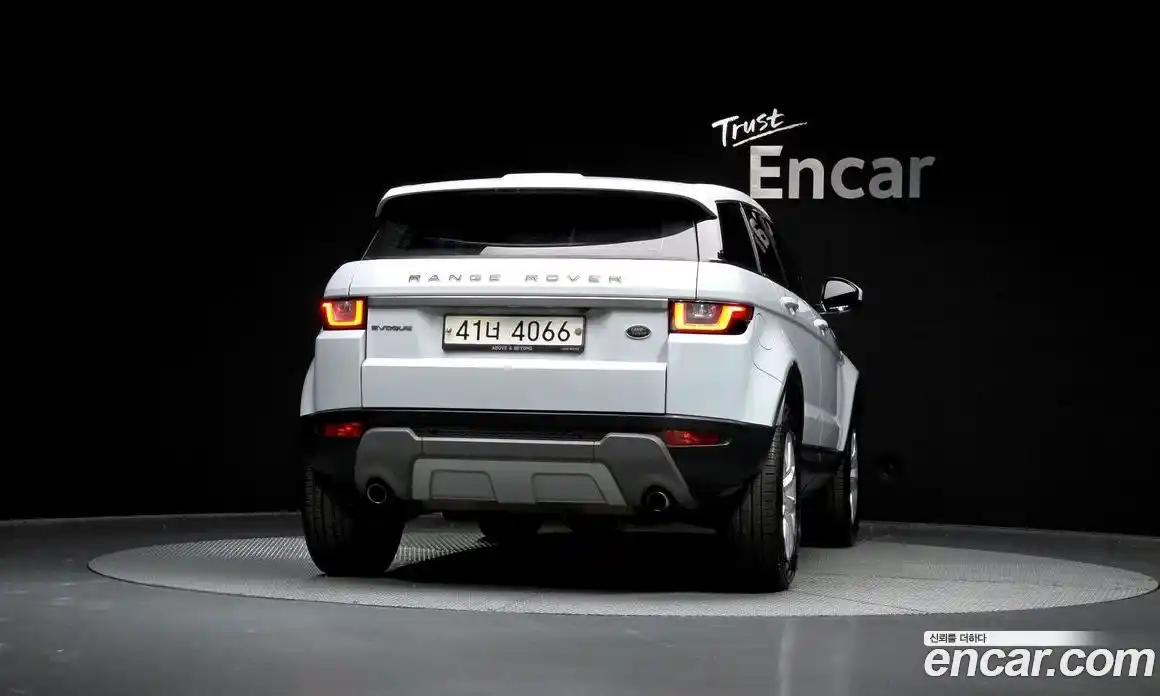 Land Rover Range-Rover Evoque 2017 2.0 гидро в Москве № 1914752, фото 4