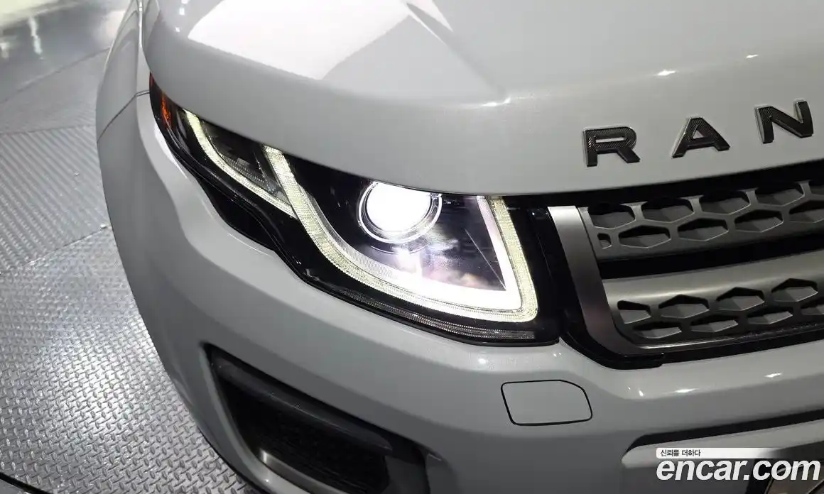 Land Rover Range-Rover Evoque 2017 2.0 гидро в Москве № 1914752, фото 8