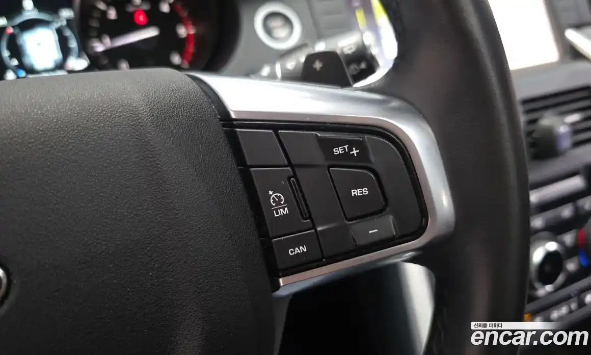 Land Rover Discovery Sport 2019 2.0 гидро в Москве № 1914757, фото 24