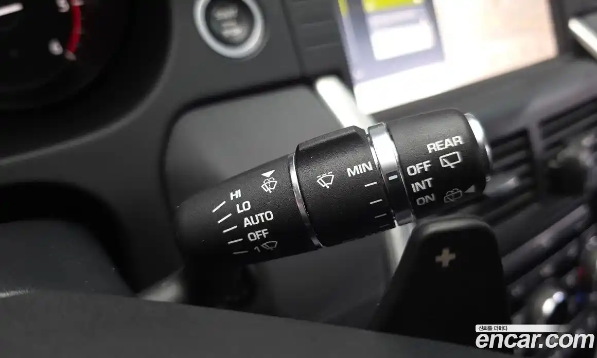 Land Rover Discovery Sport 2019 2.0 гидро в Москве № 1914757, фото 26