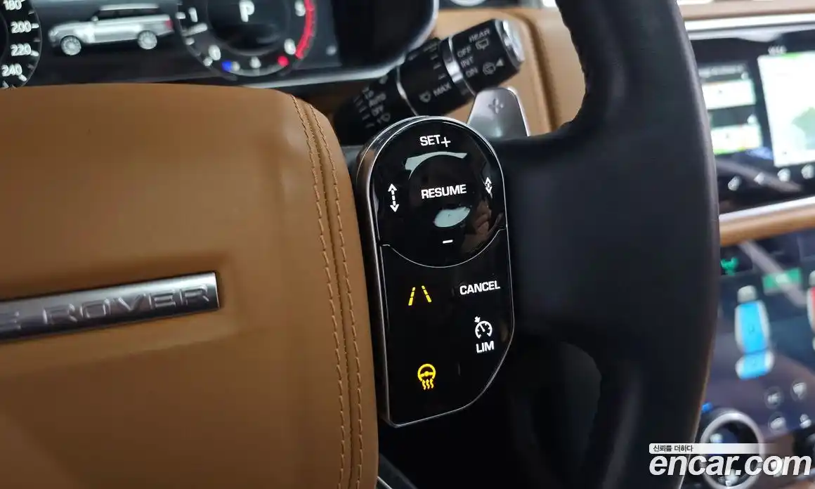 Land Rover Range-Rover 2019 4.4 гидро в Москве № 1915012, фото 31