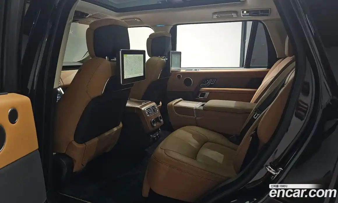 Land Rover Range-Rover 2019 4.4 гидро в Москве № 1915012, фото 32