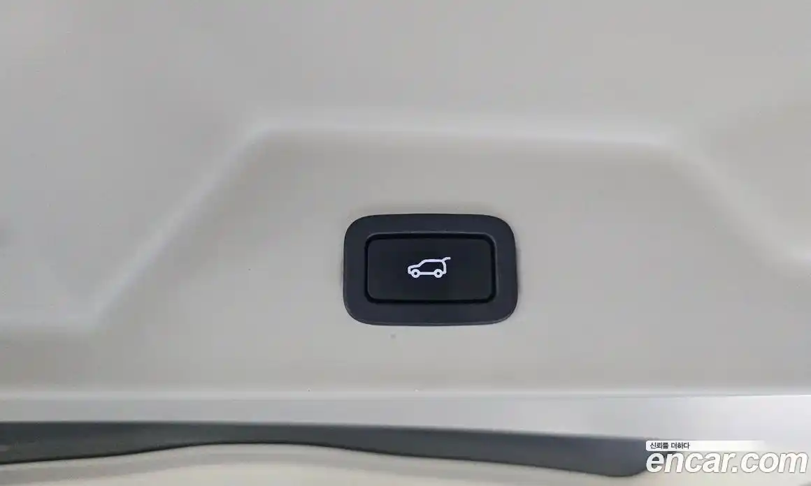 Land Rover Range-Rover 2019 4.4 гидро в Москве № 1915012, фото 33