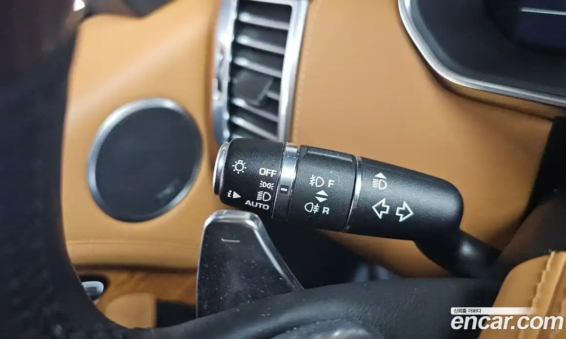 Land Rover Range-Rover 2019 4.4 гидро в Москве № 1915012, фото 38