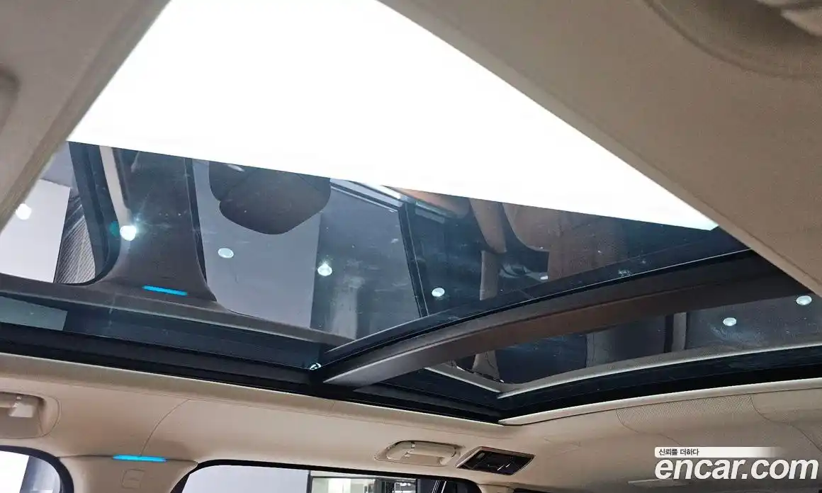 Land Rover Range-Rover 2019 4.4 гидро в Москве № 1915012, фото 40