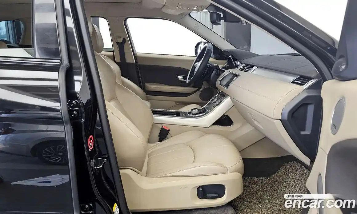 Land Rover Range-Rover Evoque 2015 2.0 гидро в Москве № 1915159, фото 11
