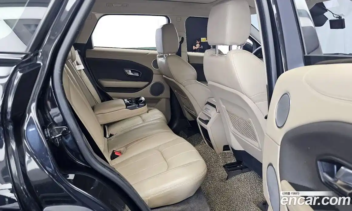 Land Rover Range-Rover Evoque 2015 2.0 гидро в Москве № 1915159, фото 12