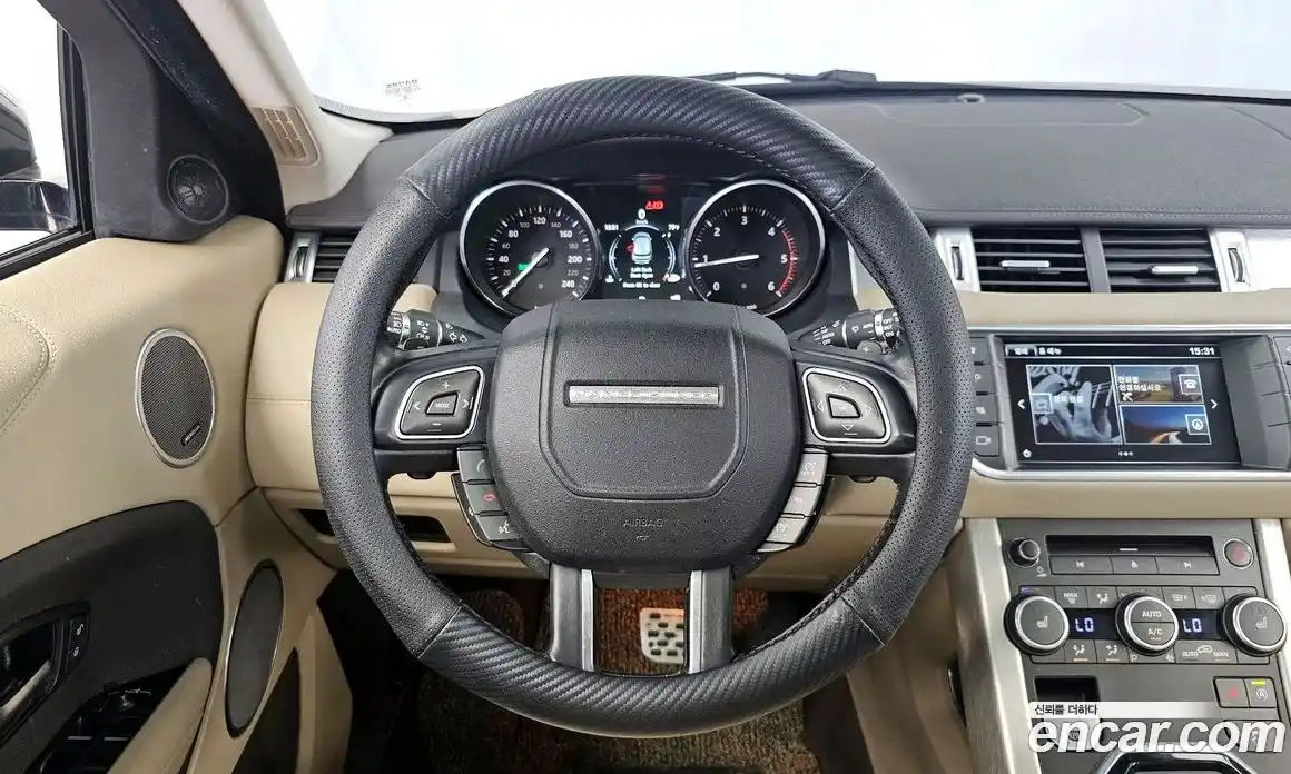 Land Rover Range-Rover Evoque 2015 2.0 гидро в Москве № 1915159, фото 13