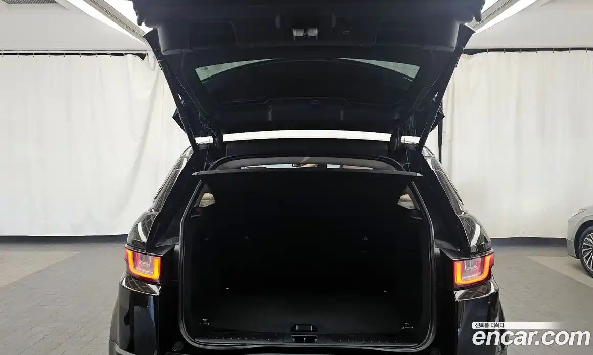 Land Rover Range-Rover Evoque 2015 2.0 гидро в Москве № 1915159, фото 20