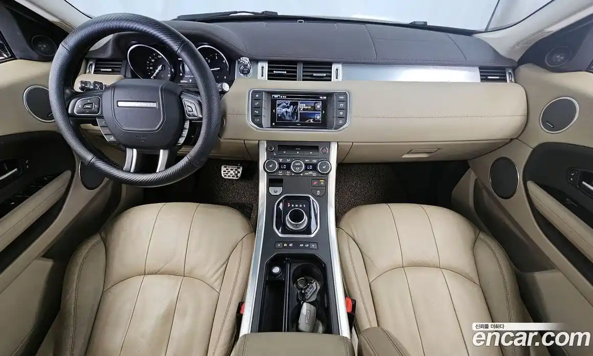 Land Rover Range-Rover Evoque 2015 2.0 гидро в Москве № 1915159, фото 7
