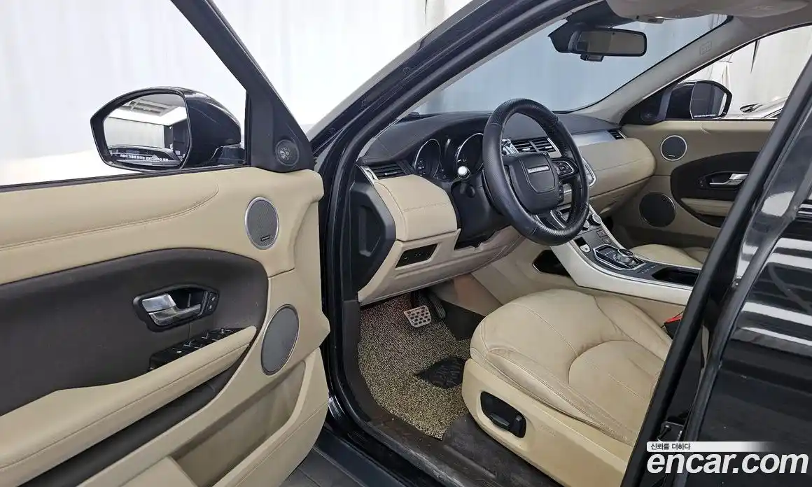 Land Rover Range-Rover Evoque 2015 2.0 гидро в Москве № 1915159, фото 10