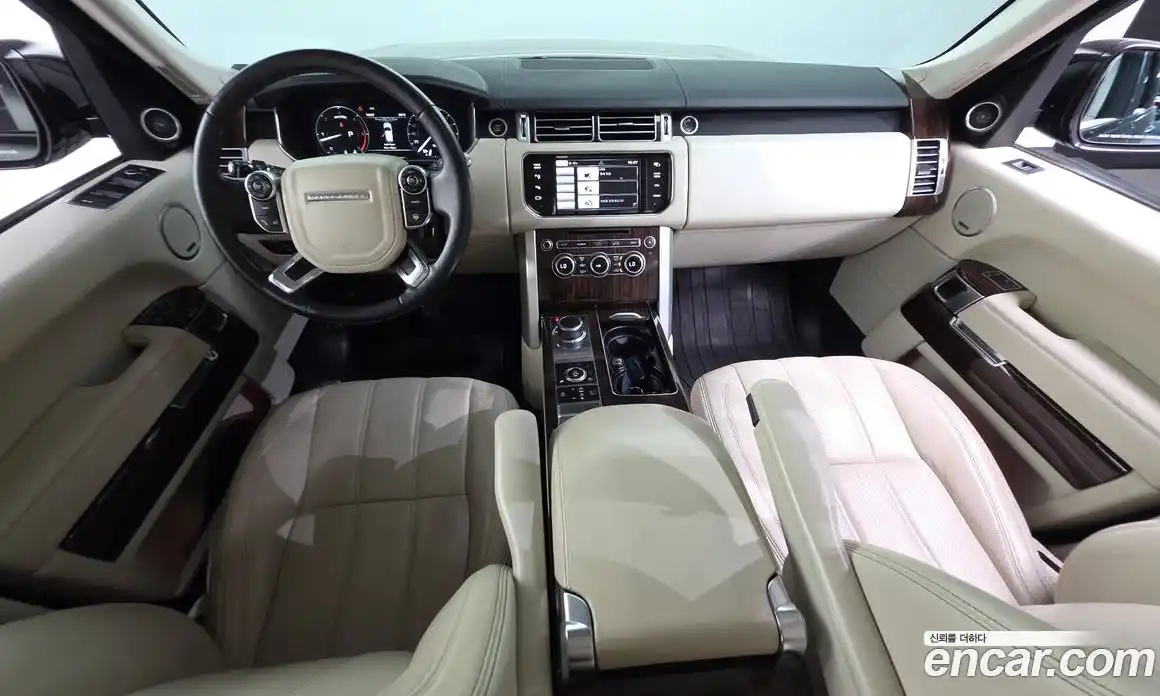 Land Rover Range-Rover 2015 4.4 гидро в Москве № 1915193, фото 7