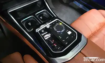 BMW 7-Series 2025 3.0 гидро в Москве № 1915762, миниатюра 9