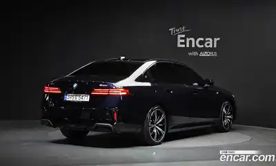 BMW 5-Series 2024 2.0 гидро в Москве № 1916915, миниатюра 2