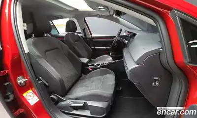 Volkswagen Golf 2023 2.0 гидро в Москве № 1917509, миниатюра 11