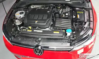 Volkswagen Golf 2023 2.0 гидро в Москве № 1917509, миниатюра 6