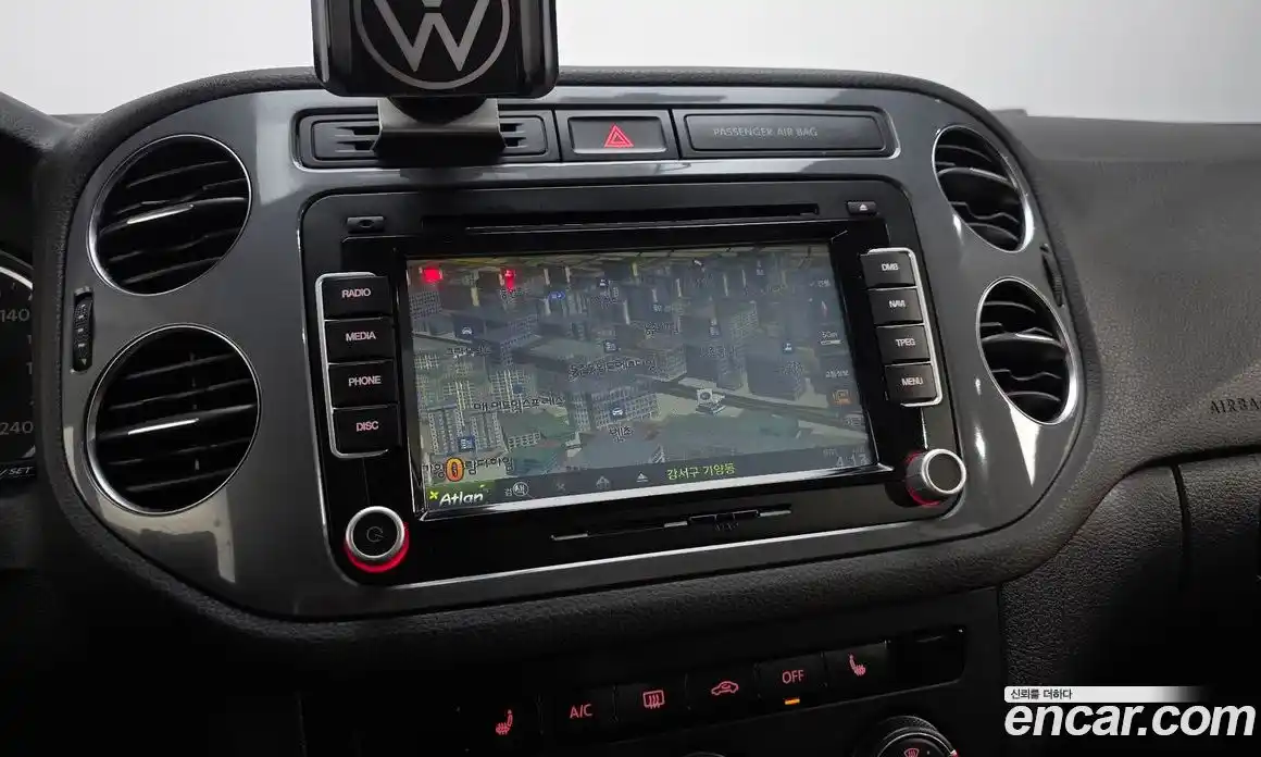 Volkswagen Tiguan 2015 2.0 гидро в Москве № 1917958, фото 15