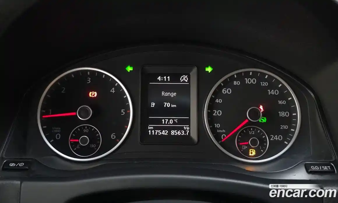 Volkswagen Tiguan 2015 2.0 гидро в Москве № 1917958, фото 8