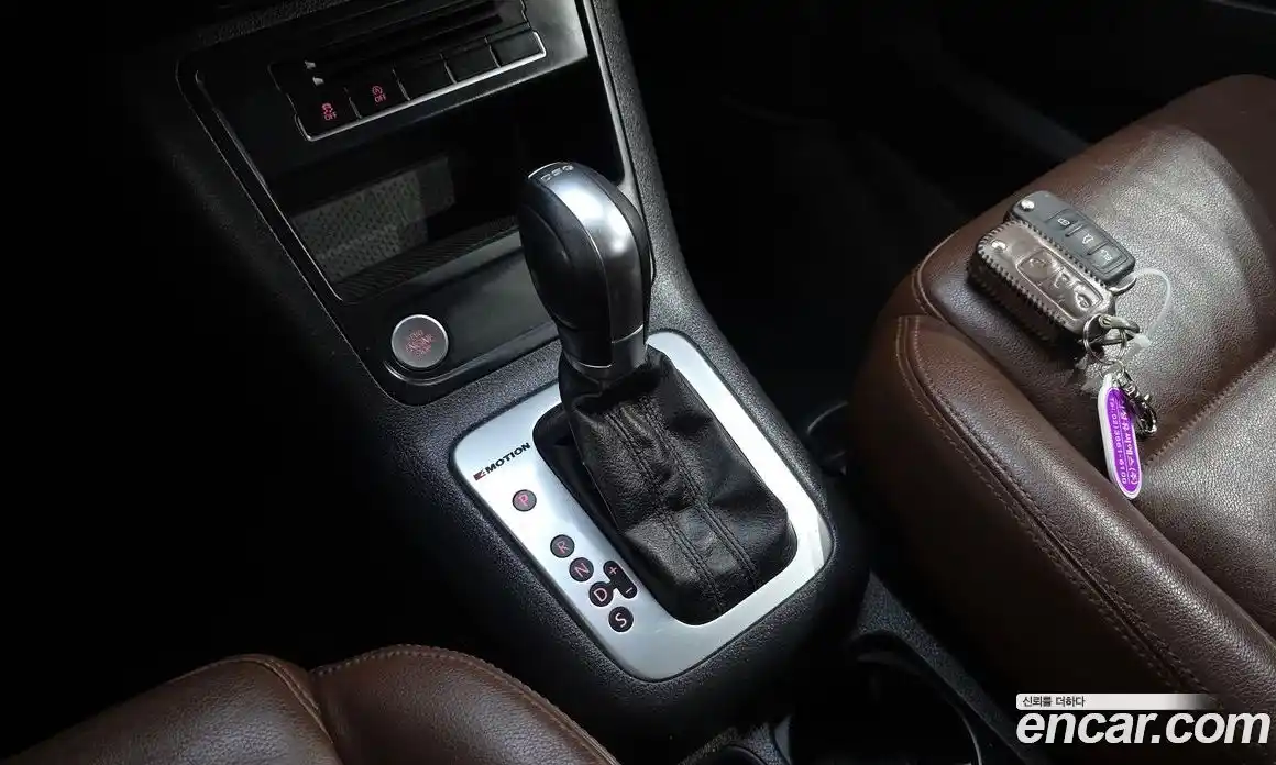 Volkswagen Tiguan 2015 2.0 гидро в Москве № 1917958, фото 9