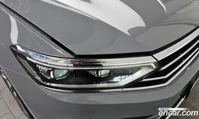 Volkswagen Passat 2022 2.0 гидро в Москве № 1917960, миниатюра 8