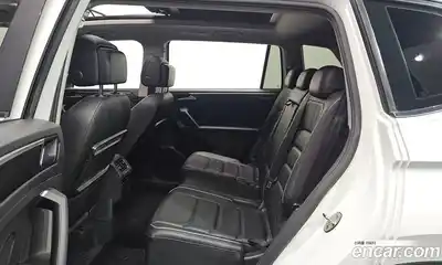 Volkswagen Tiguan 2018 2.0 гидро в Москве № 1918070, миниатюра 12