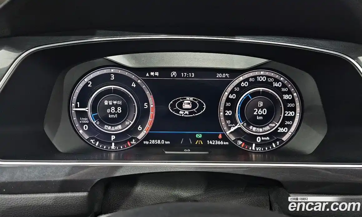 Volkswagen Tiguan 2018 2.0 гидро в Москве № 1918070, фото 8