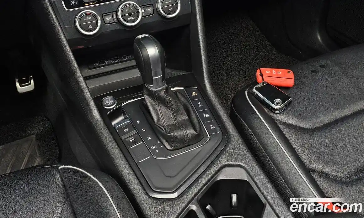 Volkswagen Tiguan 2018 2.0 гидро в Москве № 1918070, фото 9