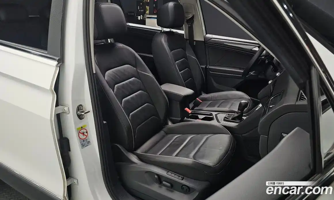 Volkswagen Tiguan 2018 2.0 гидро в Москве № 1918070, фото 10