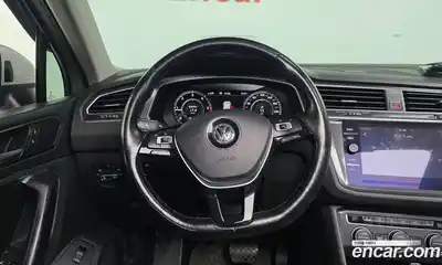 Volkswagen Tiguan 2018 2.0 гидро в Москве № 1918085, миниатюра 12