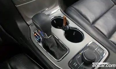 Jeep Cherokee 2018 3.0 гидро в Москве № 1919164, миниатюра 12