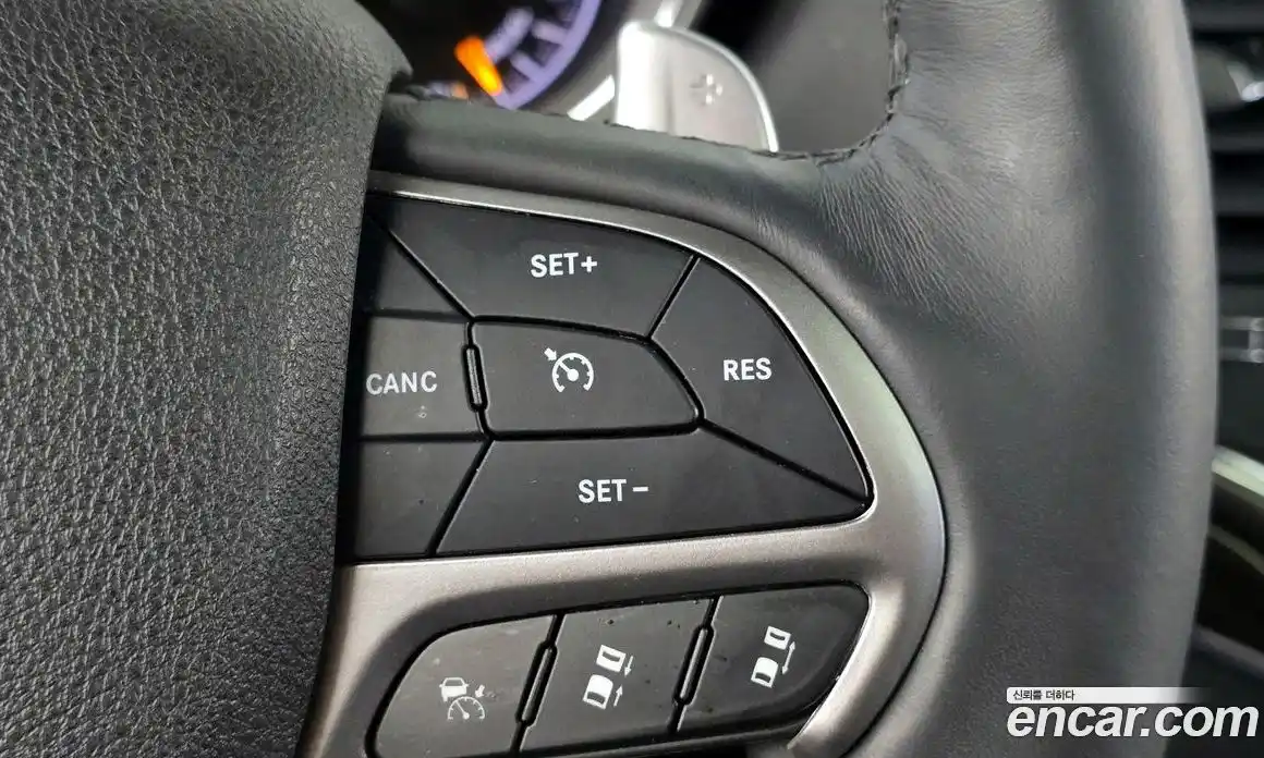 Jeep Cherokee 2018 3.0 гидро в Москве № 1919164, фото 23