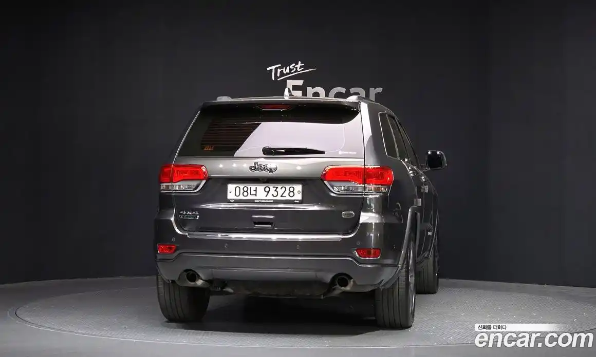Jeep Cherokee 2018 3.0 гидро в Москве № 1919164, фото 4