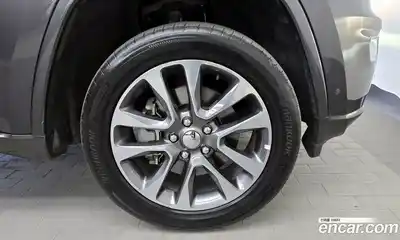 Jeep Cherokee 2018 3.0 гидро в Москве № 1919164, миниатюра 7
