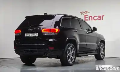 Jeep Cherokee 2019 3.6 гидро в Москве № 1919290, миниатюра 2