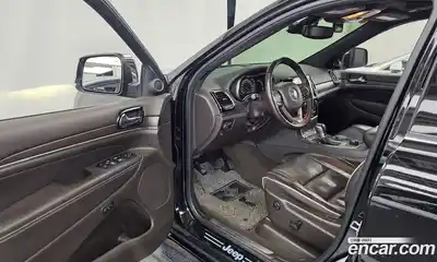 Jeep Cherokee 2019 3.6 гидро в Москве № 1919290, миниатюра 10
