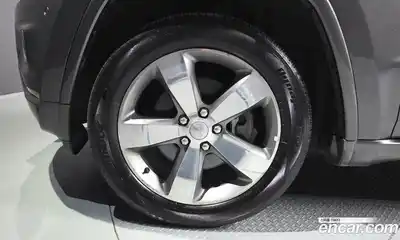 Jeep Cherokee 2015 3.0 гидро в Москве № 1919327, миниатюра 5