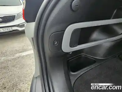 Jeep Cherokee 2018 2.4 гидро в Москве № 1919432, миниатюра 6