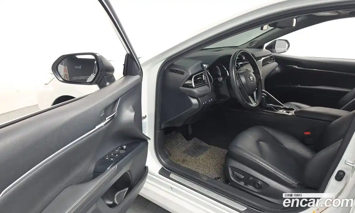 Toyota Camry 2018 2.5 гидро в Москве № 1919587, фото 12