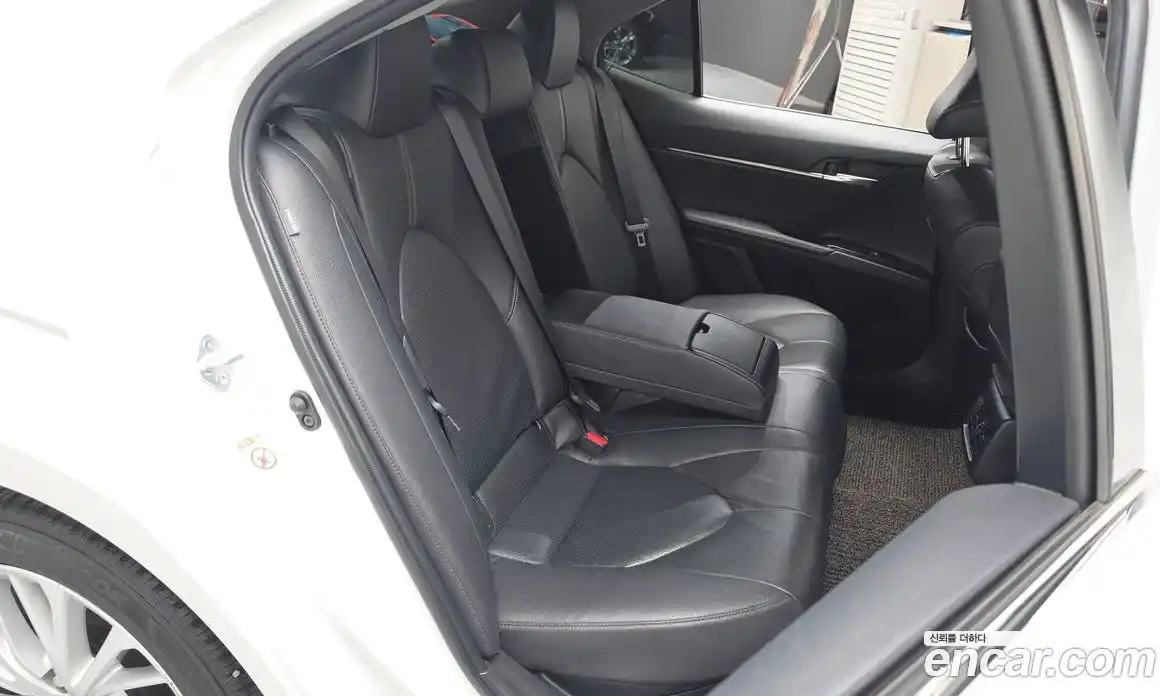 Toyota Camry 2018 2.5 гидро в Москве № 1919587, фото 15