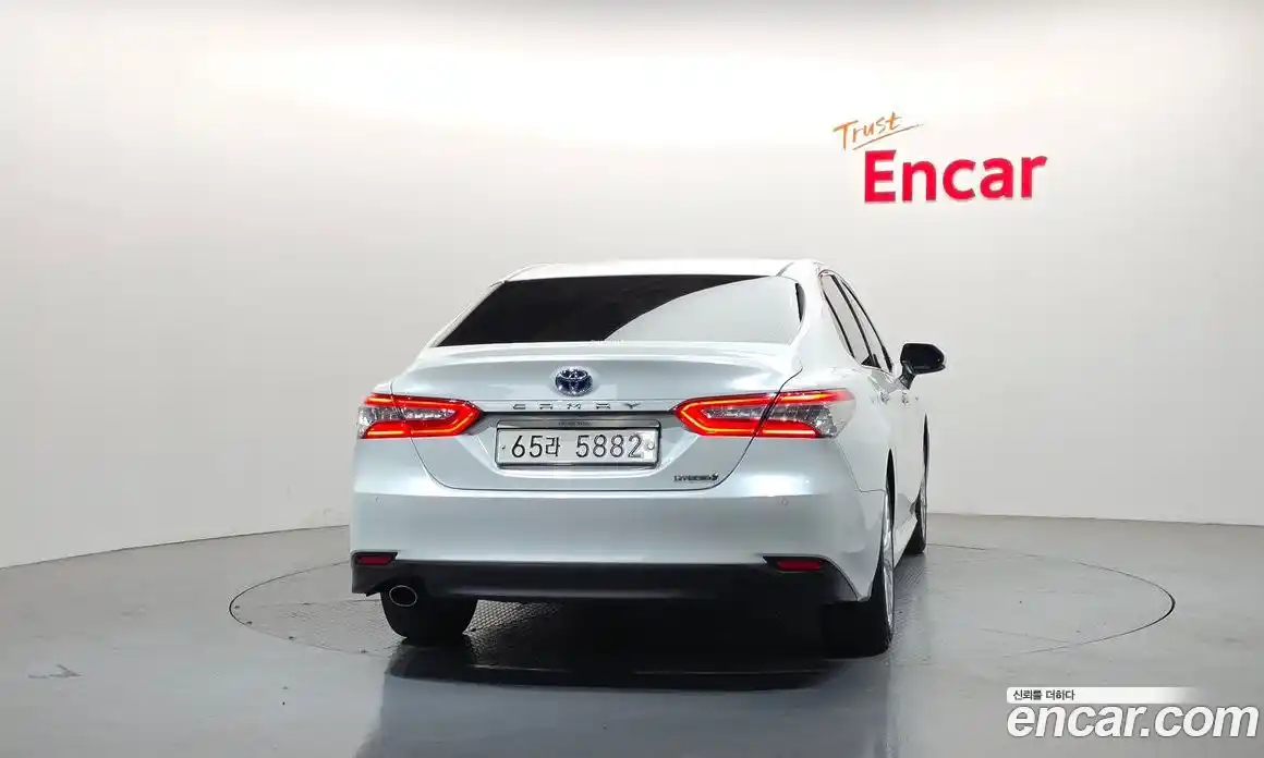 Toyota Camry 2018 2.5 гидро в Москве № 1919587, фото 4