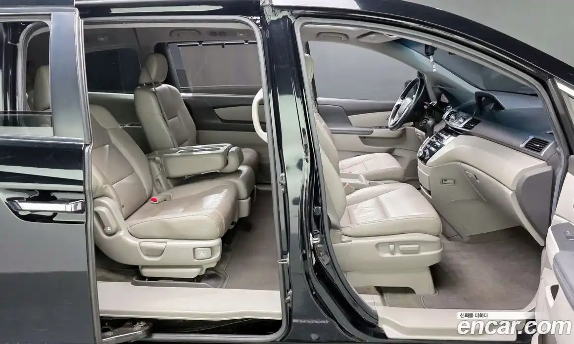 Honda Odyssey 2012 3.5 гидро в Москве № 1919928, фото 12