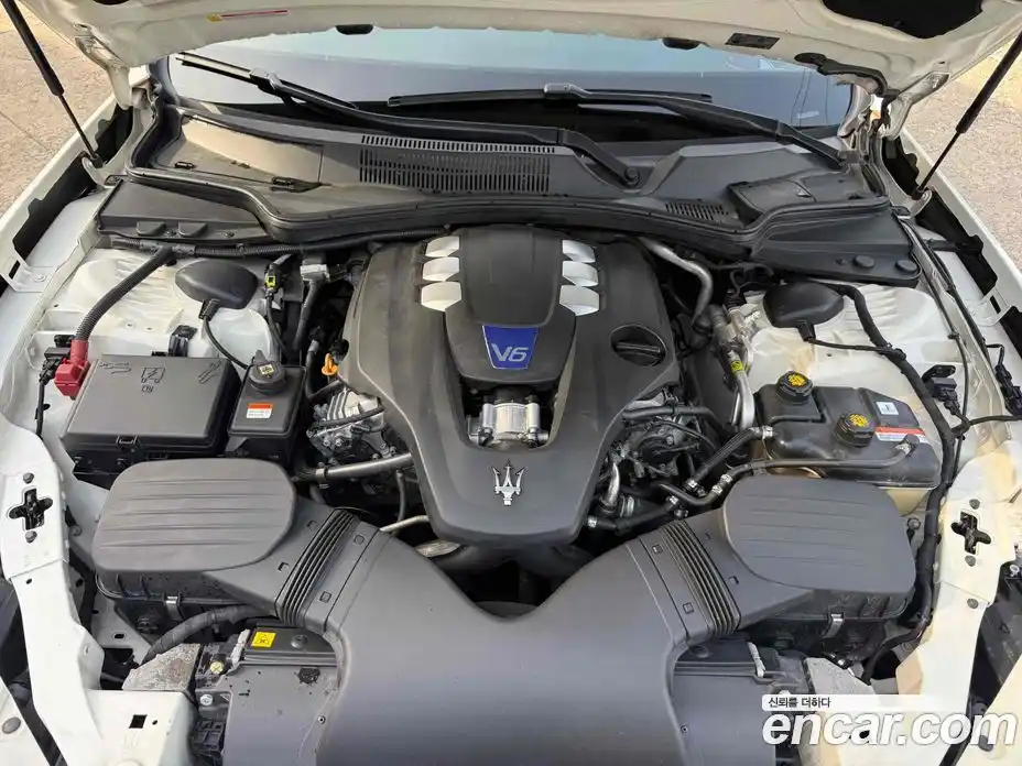 Maserati Ghibli 2015 3.0 гидро, фото 6