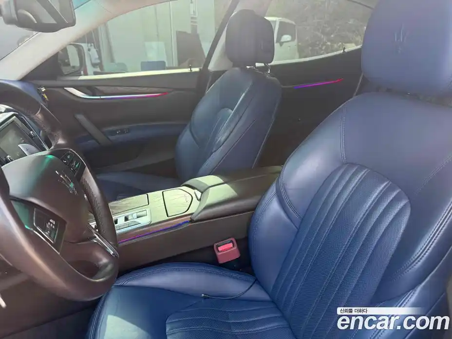 Maserati Ghibli 2015 3.0 гидро, фото 10