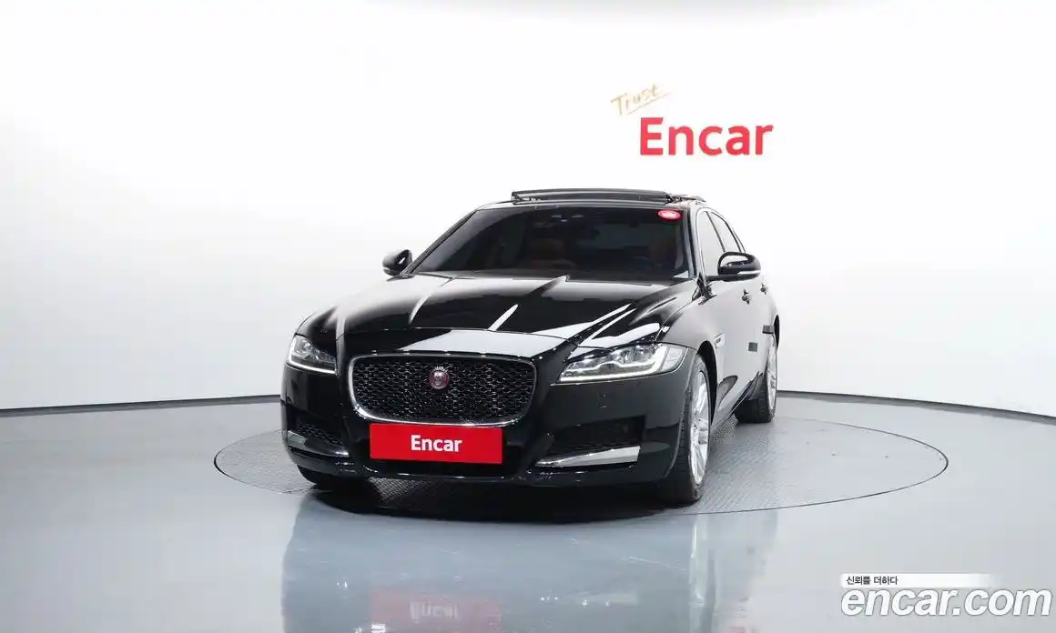 Jaguar XF 2017 2.0 гидро в Москве № 1921178, фото 3