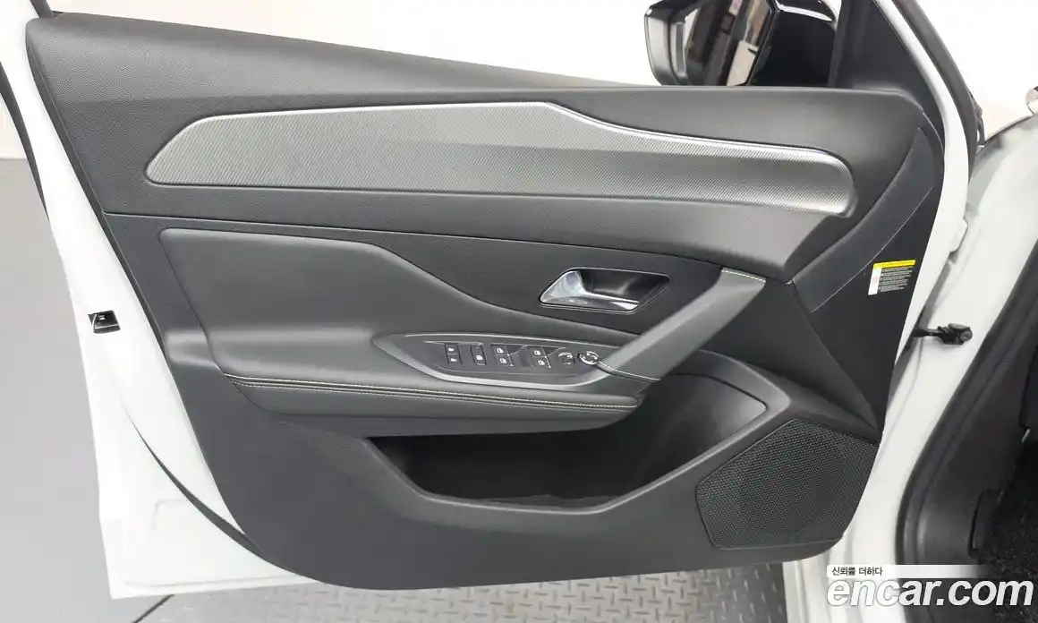Peugeot 308 2022 1.5 гидро в Москве, фото 14