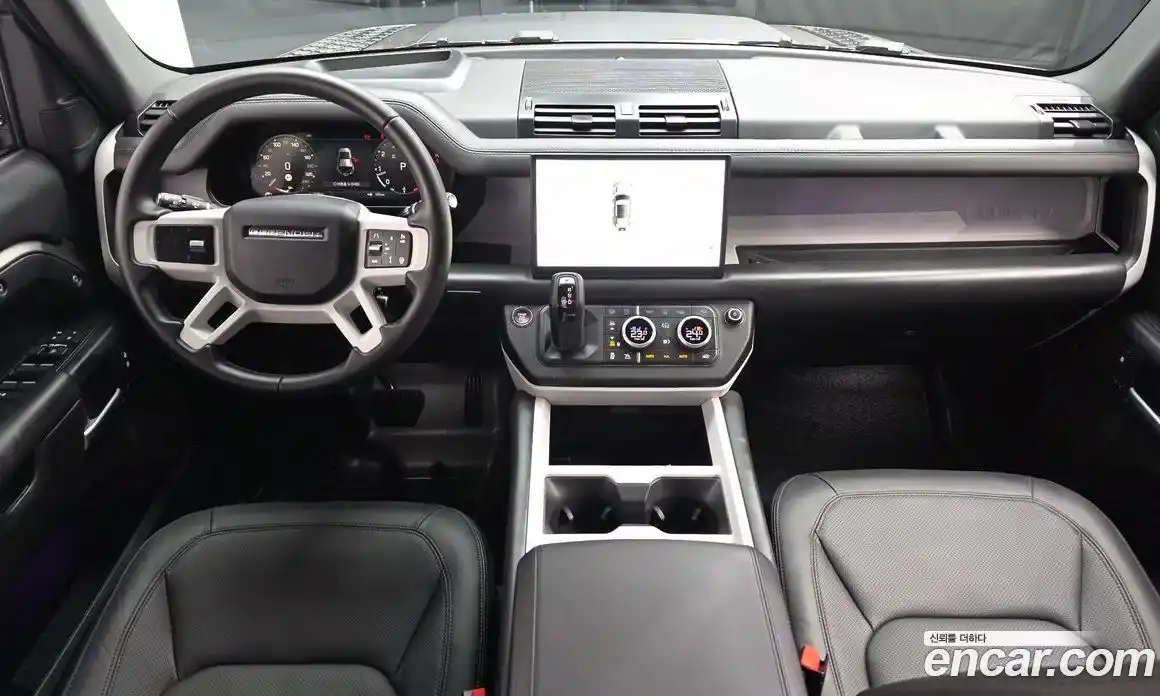 Land Rover Defender 2025 2.0 гидро в Москве № 198077, фото 7