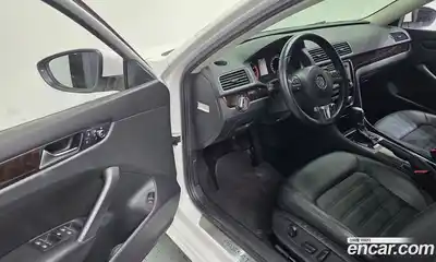 Volkswagen Passat 2014 2.5 гидро в Москве № 199183, миниатюра 12