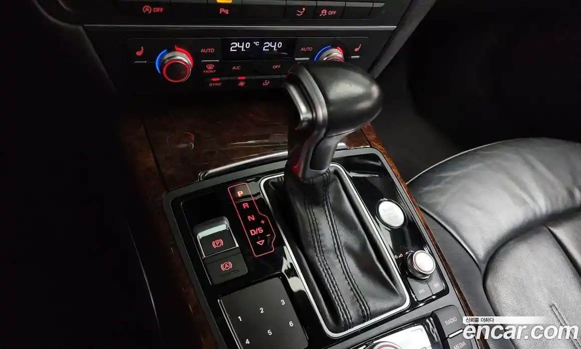 Audi A7 2014 3.0 гидро в Москве № 212708, фото 9