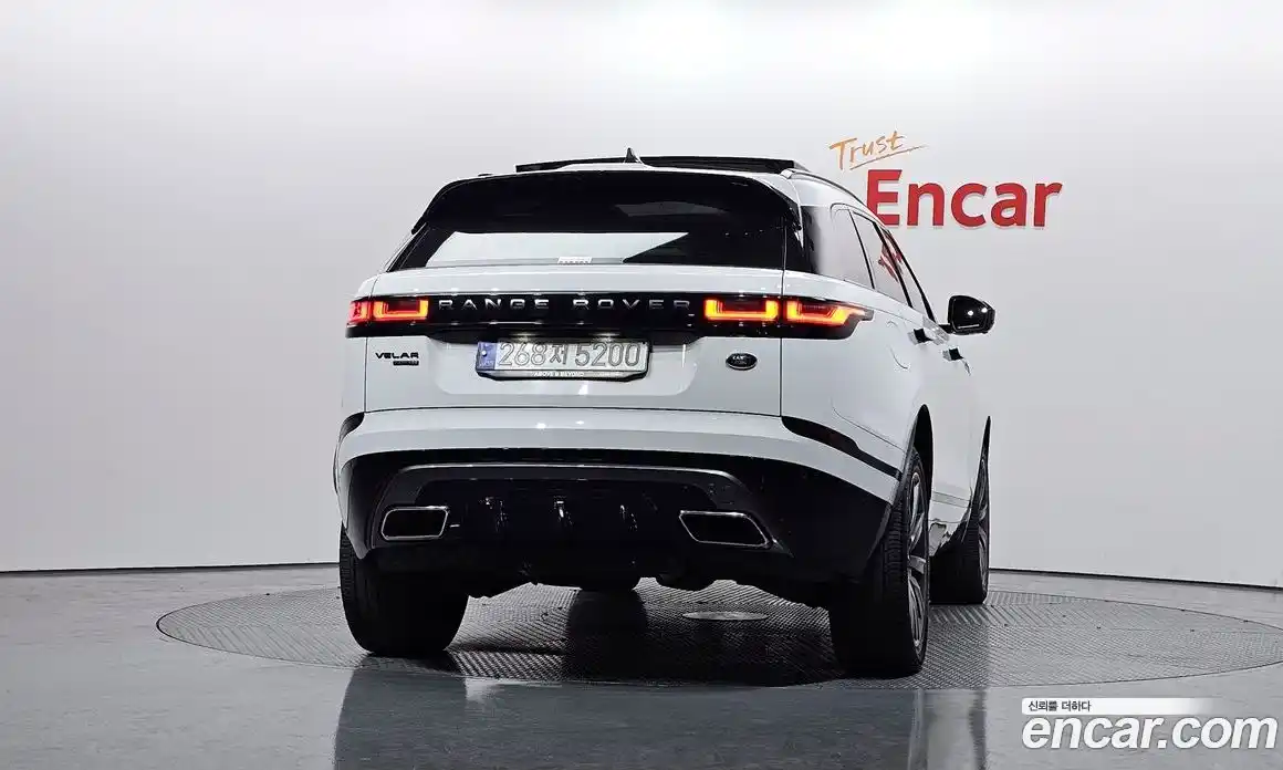 Land Rover Range-Rover Velar 2020 3.0 гидро в Москве № 213359, фото 4