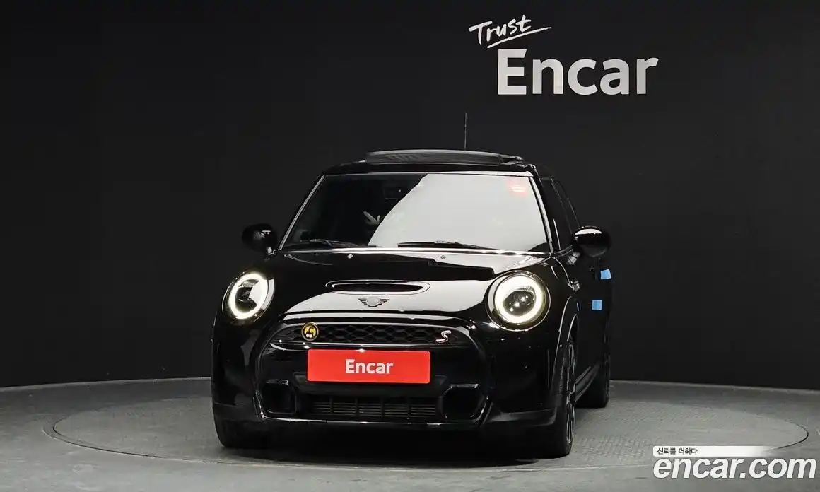 Mini Cooper 2022 2.0 гидро в Москве № 214279, фото 3